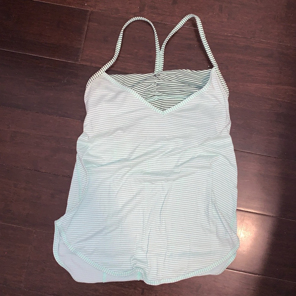 Mint green Lululemon tank top with built in bra